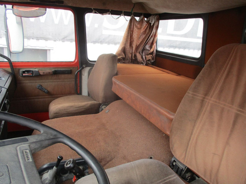 Грузовик-шасси Volvo F7 , 6x4 , Manual , Euro 1 , Telma Retarder , Spring suspension: фото 10