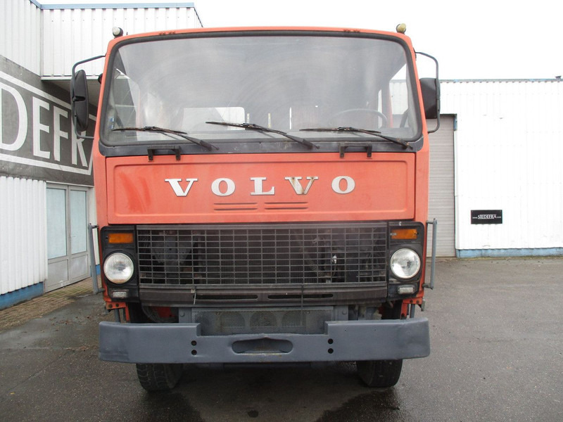 Грузовик-шасси Volvo F7 , 6x4 , Manual , Euro 1 , Telma Retarder , Spring suspension: фото 6