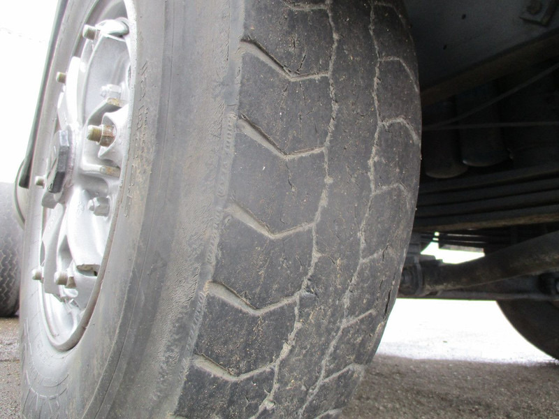 Грузовик-шасси Volvo F7 , 6x4 , Manual , Euro 1 , Telma Retarder , Spring suspension: фото 16