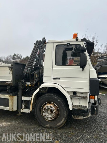 1995 Scania P93 tippbil med kran - Самосвал: фото 4 1995 Scania P93 tippbil med kran - Самосвал: фото 4