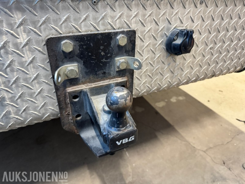 Пожарная машина 1997 Mercedes-Benz 1124 Af/36 4X4 brannbil registrert som motorredskap med kun 29540 km: фото 10 Пожарная машина 1997 Mercedes-Benz 1124 Af/36 4X4 brannbil registrert som motorredskap med kun 29540 km: фото 10