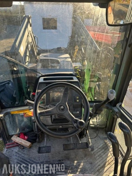 1998 Valtra 8150 traktor til salgs! - Трактор: фото 5 1998 Valtra 8150 traktor til salgs! - Трактор: фото 5