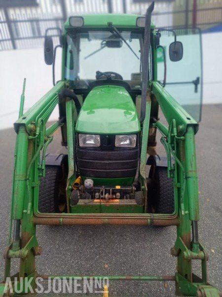 2000 John Deere JD4400 Frontlaster Skuffe Vikplog - Трактор: фото 3 2000 John Deere JD4400 Frontlaster Skuffe Vikplog - Трактор: фото 3