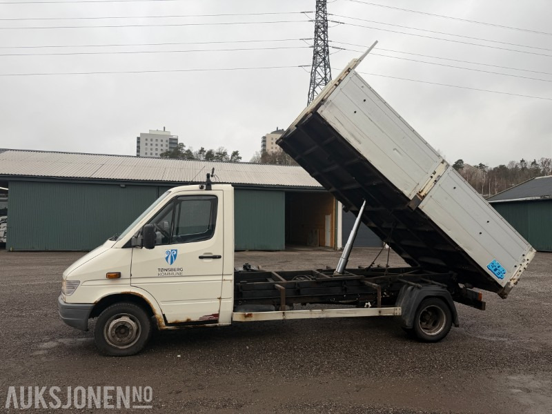 2001 MERCEDES-BENZ 412 D /40 tippbil - hengerfeste - 241444km - Самосвал: фото 2 2001 MERCEDES-BENZ 412 D /40 tippbil - hengerfeste - 241444km - Самосвал: фото 2