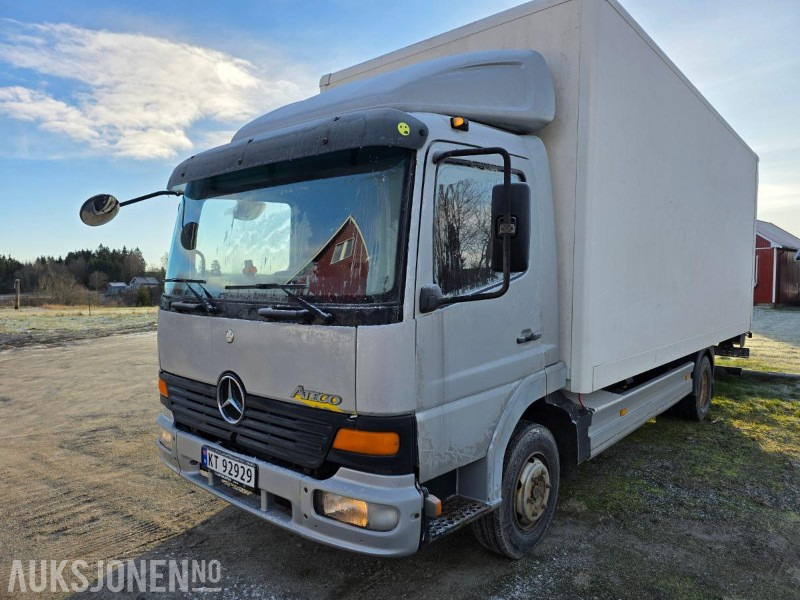 2001 Mercedes-Benz 817L/42 ATEGO SKAPBIL 36m³ MED LASTELEM - Грузовик с закрытым кузовом: фото 1 2001 Mercedes-Benz 817L/42 ATEGO SKAPBIL 36m³ MED LASTELEM - Грузовик с закрытым кузовом: фото 1