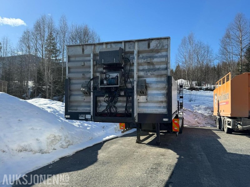 2001 VANG 3 AKSLET MASKINTRALLE MED TRITEC SVINGSYSTEM - Низкорамный полуприцеп: фото 5 2001 VANG 3 AKSLET MASKINTRALLE MED TRITEC SVINGSYSTEM - Низкорамный полуприцеп: фото 5