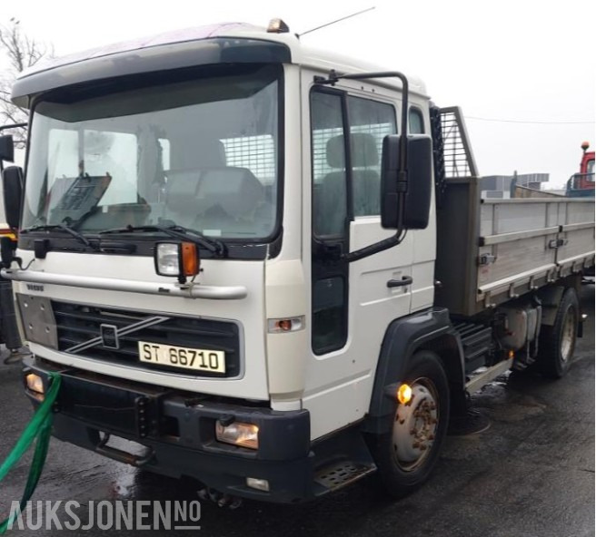 2002 Volvo FL 4x2 Tippbil Retarder, Hydraulikk, Brøyteplate - Самосвал: фото 1 2002 Volvo FL 4x2 Tippbil Retarder, Hydraulikk, Brøyteplate - Самосвал: фото 1