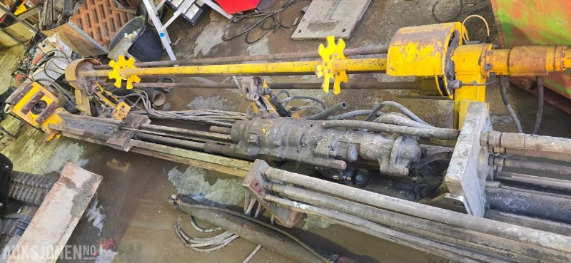 2003 Atlas Copco 512 Boretårn - Буровая машина: фото 1 2003 Atlas Copco 512 Boretårn - Буровая машина: фото 1