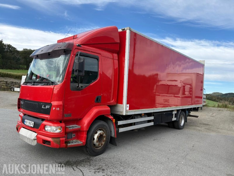 2003 DAF LF - Грузовик с закрытым кузовом: фото 2 2003 DAF LF - Грузовик с закрытым кузовом: фото 2