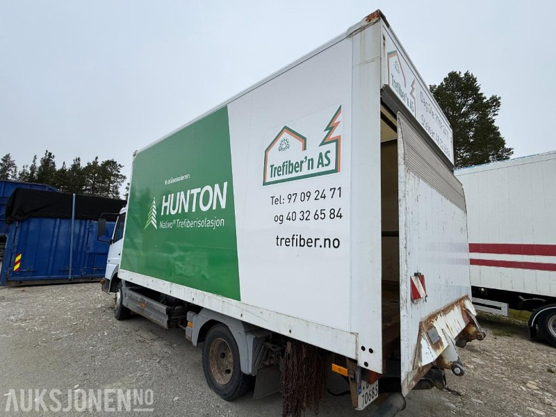 2004 Mercedes Benz Atego 815 C1 lett lastebil - Грузовик с закрытым кузовом: фото 3 2004 Mercedes Benz Atego 815 C1 lett lastebil - Грузовик с закрытым кузовом: фото 3