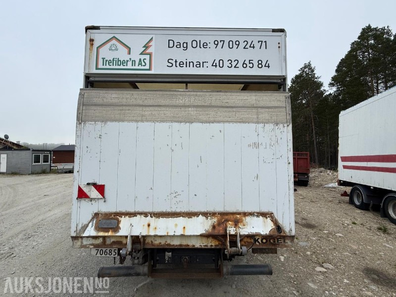 2004 Mercedes Benz Atego 815 C1 lett lastebil - Грузовик с закрытым кузовом: фото 4 2004 Mercedes Benz Atego 815 C1 lett lastebil - Грузовик с закрытым кузовом: фото 4