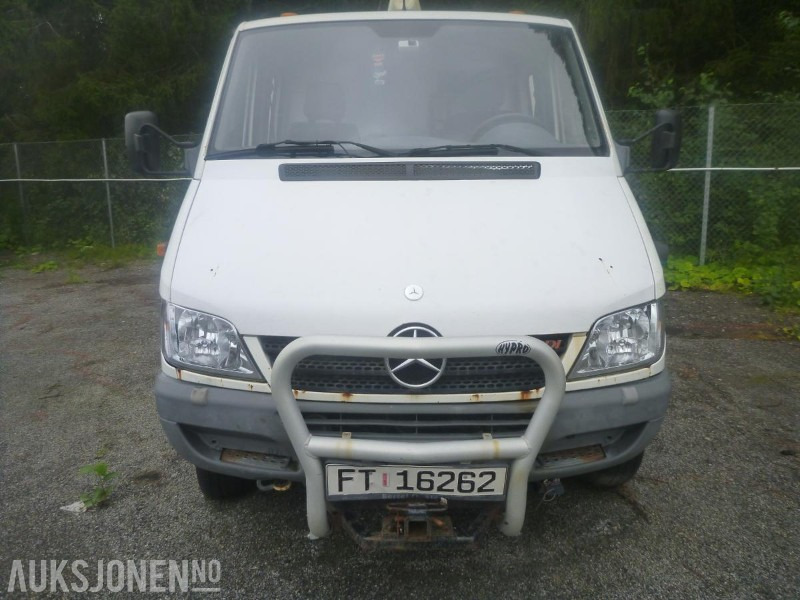 2005 Mercedes-Benz Sprinter 416 CDI Doka 4*4 - Грузовик с закрытым кузовом: фото 2 2005 Mercedes-Benz Sprinter 416 CDI Doka 4*4 - Грузовик с закрытым кузовом: фото 2