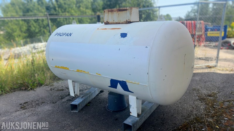 2007 Propantank 2.7 m³ Stasjonær - Строительное оборудование: фото 4 2007 Propantank 2.7 m³ Stasjonær - Строительное оборудование: фото 4