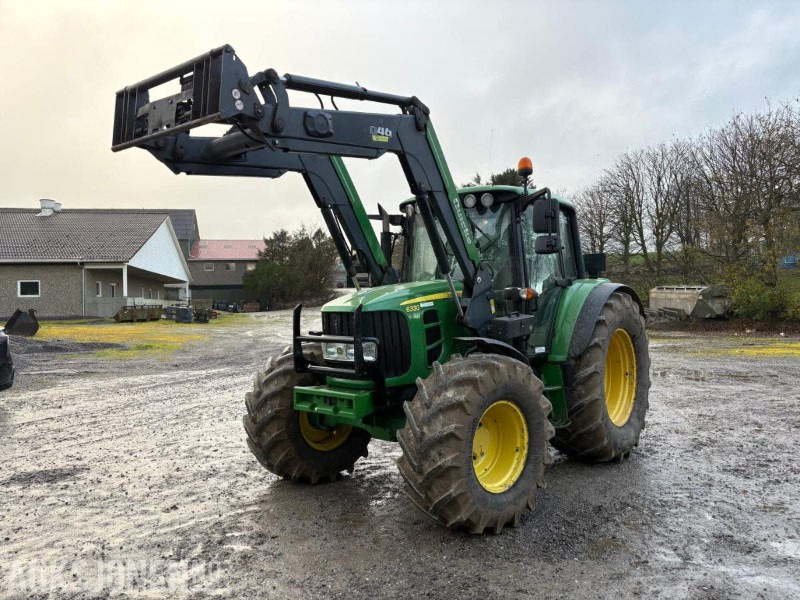 2008 John Deere 6330 Premium 40 km - Трактор: фото 1 2008 John Deere 6330 Premium 40 km - Трактор: фото 1