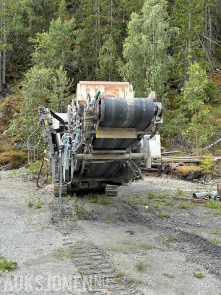2008 Metso Lokotrack LT96 S | mobilt knuseverk | sikteverk | beltedrevet | CAT 6,6 m/lavt timetall | ny hyd.pumpe - Щековая дробилка: фото 5 2008 Metso Lokotrack LT96 S | mobilt knuseverk | sikteverk | beltedrevet | CAT 6,6 m/lavt timetall | ny hyd.pumpe - Щековая дробилка: фото 5
