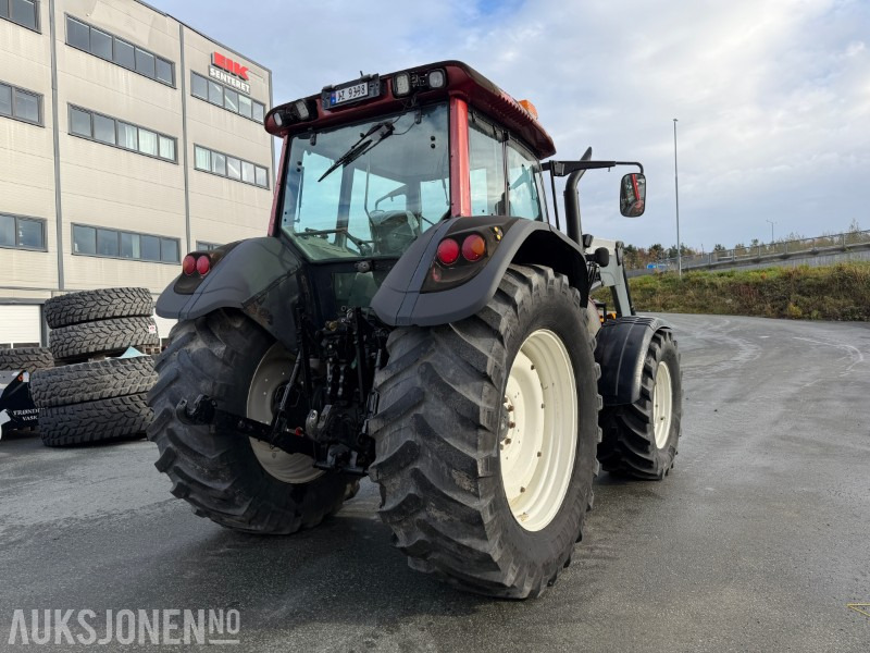 2008 Valtra T-180 Traktor med frontlaster / 1362 timer - Трактор: фото 4 2008 Valtra T-180 Traktor med frontlaster / 1362 timer - Трактор: фото 4