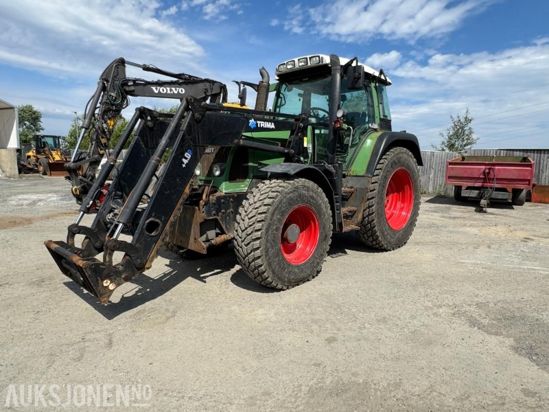 2010 Fendt 412 Vario traktor m/Trima frontlaster –9793 t – V-plog + ekstra hjulsett inkl. - Трактор: фото 2 2010 Fendt 412 Vario traktor m/Trima frontlaster –9793 t – V-plog + ekstra hjulsett inkl. - Трактор: фото 2