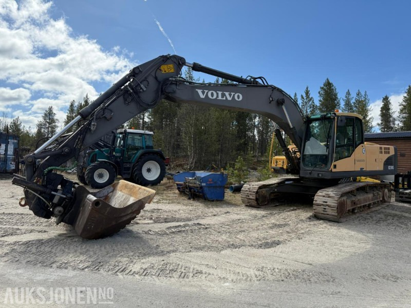 2010 Volvo EC210CL gravemaskin med tiltrotator og 2 skuffer. - Экскаватор: фото 1 2010 Volvo EC210CL gravemaskin med tiltrotator og 2 skuffer. - Экскаватор: фото 1