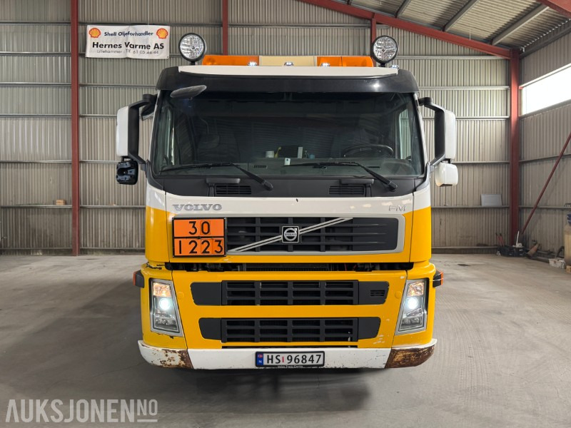 2010 Volvo FM 370 tankbil med 12000 liters tank - Грузовик-цистерна: фото 3 2010 Volvo FM 370 tankbil med 12000 liters tank - Грузовик-цистерна: фото 3