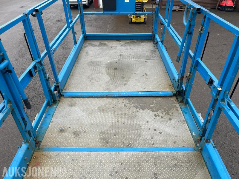 Подъёмник 2011 Genie GS 4390 Sakselift, 1698 timer: фото 19