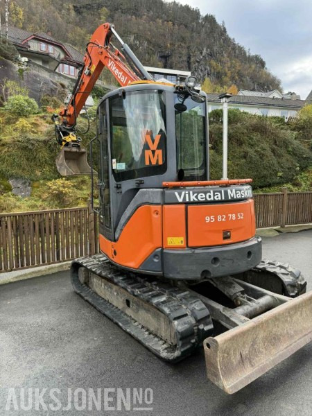 2011 HITACHI 52U. 3700T. ENGCON TILTROTATOR. S40. SERVICE 3600T - Экскаватор: фото 4 2011 HITACHI 52U. 3700T. ENGCON TILTROTATOR. S40. SERVICE 3600T - Экскаватор: фото 4