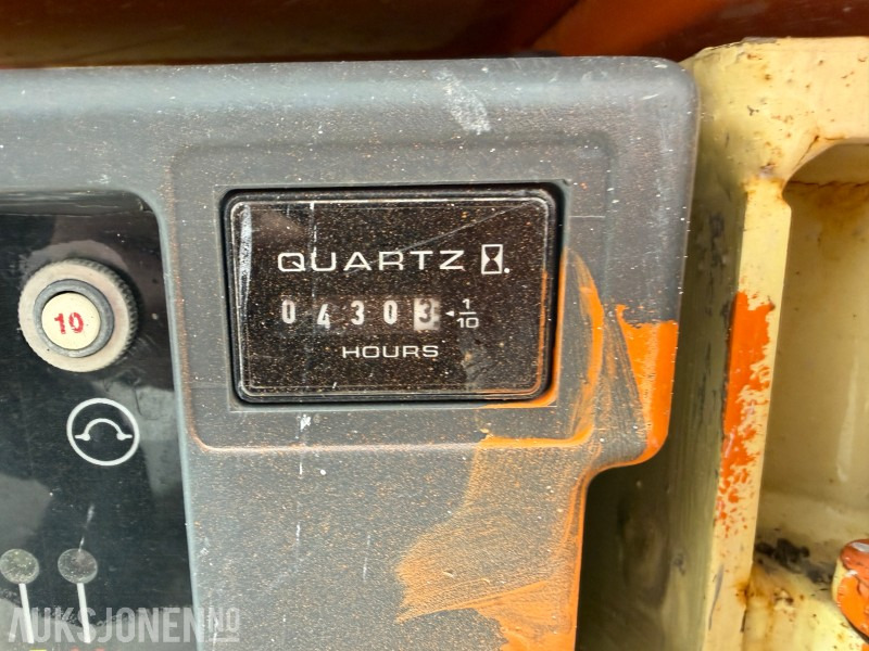 Подъёмник 2011 JLG 1230ES Elektrisk mastelift med 5,6 m arbeidshøyde: фото 15 Подъёмник 2011 JLG 1230ES Elektrisk mastelift med 5,6 m arbeidshøyde: фото 15