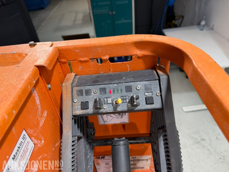 Подъёмник 2011 JLG 1230ES Elektrisk mastelift med 5,6 m arbeidshøyde: фото 11 Подъёмник 2011 JLG 1230ES Elektrisk mastelift med 5,6 m arbeidshøyde: фото 11