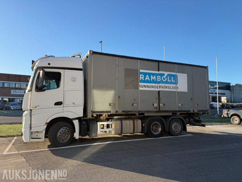 2012 Mercedes-Benz ACTROS 2545 Containerbil - EU godkjent til Juli 2026 - Ryggekamera - Грузовик-контейнеровоз/ Сменный кузов: фото 2 2012 Mercedes-Benz ACTROS 2545 Containerbil - EU godkjent til Juli 2026 - Ryggekamera - Грузовик-контейнеровоз/ Сменный кузов: фото 2