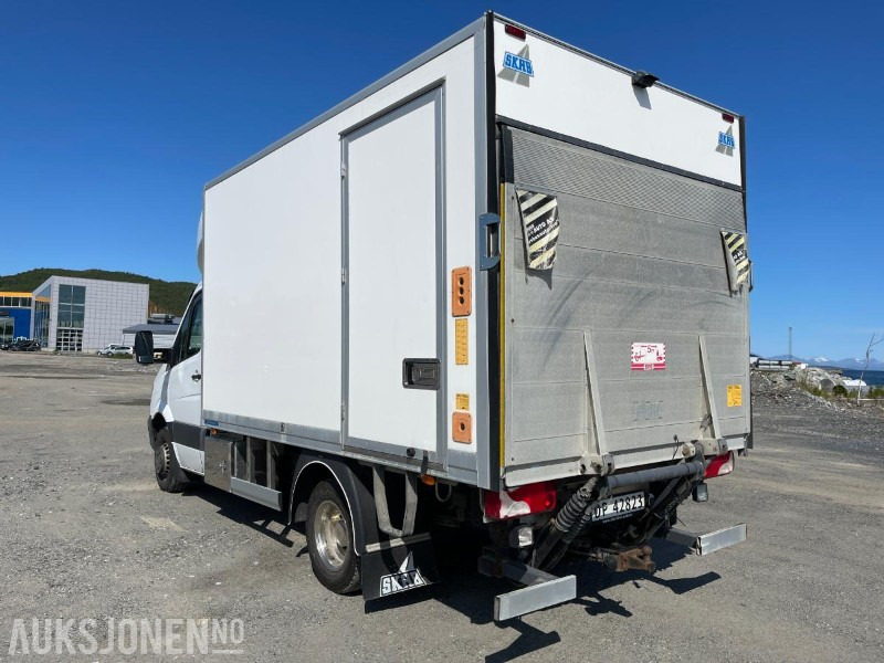 2014 Mercedes-Benz 516 Bluetec Sprinter Automat, kun 157716 km, SKAB påbygg, og 750 kg Zepro bakløft - Грузовик с закрытым кузовом: фото 4 2014 Mercedes-Benz 516 Bluetec Sprinter Automat, kun 157716 km, SKAB påbygg, og 750 kg Zepro bakløft - Грузовик с закрытым кузовом: фото 4