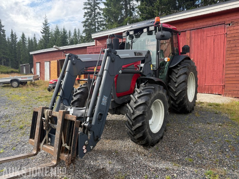 2014 Valtra A93 H - Laster - Pallegaffel - 1580t - MVA FRI!! - Трактор: фото 1 2014 Valtra A93 H - Laster - Pallegaffel - 1580t - MVA FRI!! - Трактор: фото 1