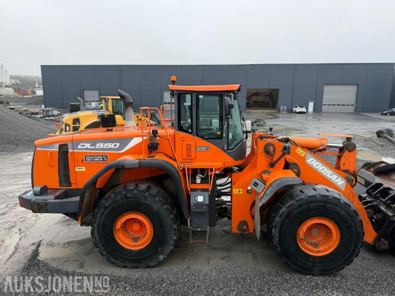 2015 Doosan DL550 HJULLASTER - REP.OBJEKT. - Колёсный погрузчик: фото 2 2015 Doosan DL550 HJULLASTER - REP.OBJEKT. - Колёсный погрузчик: фото 2