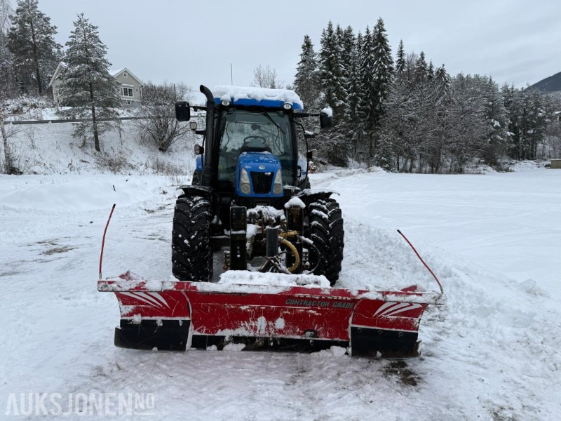 2015 New Holland T6.140 m/fronthydraulikk og m/kun 1836 timer - Трактор: фото 3 2015 New Holland T6.140 m/fronthydraulikk og m/kun 1836 timer - Трактор: фото 3