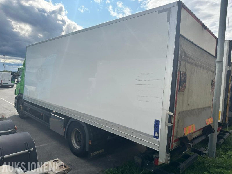 2015 Scania P-serie 280 4*2 - skapbil med løftelem og ryggekamera - Грузовик с закрытым кузовом: фото 2 2015 Scania P-serie 280 4*2 - skapbil med løftelem og ryggekamera - Грузовик с закрытым кузовом: фото 2