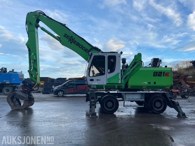 2015 Sennebogen 821M Hjulgraver med hevbar hytte, roterende sorterings klype, leveres med ny sertifisering - Экскаватор: фото 3 2015 Sennebogen 821M Hjulgraver med hevbar hytte, roterende sorterings klype, leveres med ny sertifisering - Экскаватор: фото 3