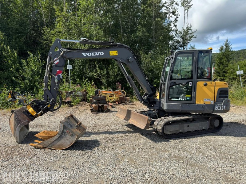 2015 Volvo EC55C GRAVEMASKIN MED KUN 1556 TIMER PÅ TELLEREN - Экскаватор: фото 1 2015 Volvo EC55C GRAVEMASKIN MED KUN 1556 TIMER PÅ TELLEREN - Экскаватор: фото 1