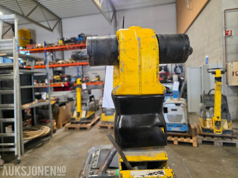 Строительное оборудование 2015 Wacker neuson vibroplate DPU 6555heh: фото 12