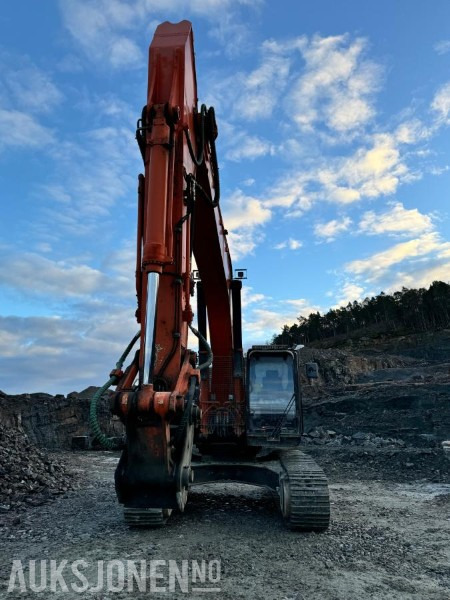 2016 Hitachi ZX300LC-6 - 31.600 kg - OilQuick - Webasto - Bunkringspumpe - Hammerhydraulikk / tilleggshydraulikk - Sertifiseres før salg - Экскаватор: фото 2 2016 Hitachi ZX300LC-6 - 31.600 kg - OilQuick - Webasto - Bunkringspumpe - Hammerhydraulikk / tilleggshydraulikk - Sertifiseres før salg - Экскаватор: фото 2
