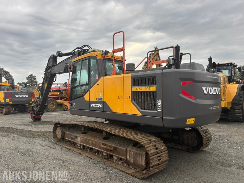 2016 Volvo EC220EL gravemaskin - Экскаватор: фото 3 2016 Volvo EC220EL gravemaskin - Экскаватор: фото 3