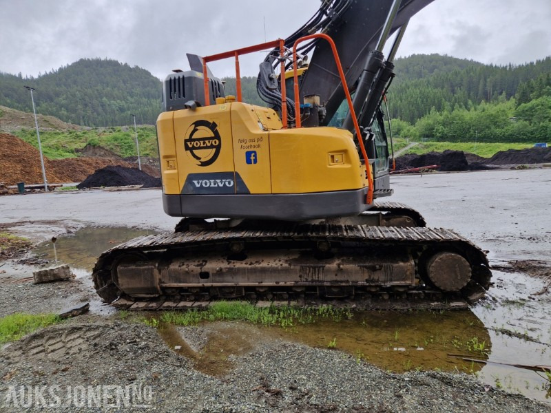 Экскаватор 2016 Volvo EC235EL Beltegraver - tiltrotator - GPS - Skuffe: фото 6