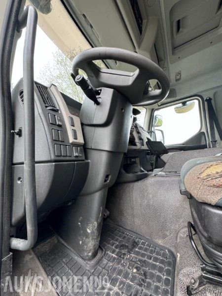 Грузовик с закрытым кузовом 2016 Volvo FE - 320 - Distribusjons lastebil med bakløft - Gått kun 264.000 km: фото 20
