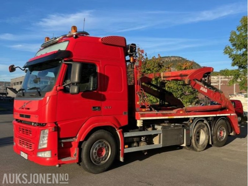 2016 Volvo FM 6x2 med Joab 18 tonns liftdumper påbygg - Портальный бункеровоз: фото 1 2016 Volvo FM 6x2 med Joab 18 tonns liftdumper påbygg - Портальный бункеровоз: фото 1