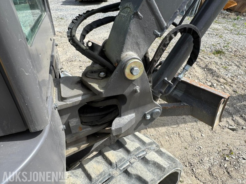 Мини-экскаватор 2017 Volvo ECR25D m/Engcon tiltrotator, SE-klype, 3 skuffer, vibroplate, 891 timer, Minigraver: фото 17