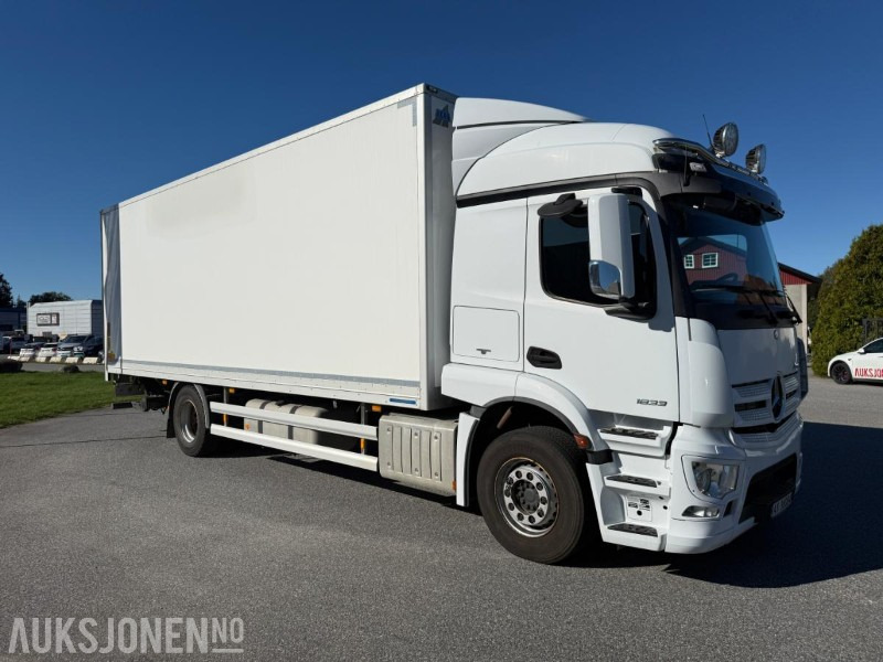 2018 Mercedes-Benz Actros SKAPBIL - SERVICEHISTORIKK 19 PALLER NY EU. - Грузовик с закрытым кузовом: фото 2 2018 Mercedes-Benz Actros SKAPBIL - SERVICEHISTORIKK 19 PALLER NY EU. - Грузовик с закрытым кузовом: фото 2