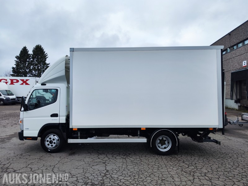 2019 Fuso Canter - Thermo King flersone skapbil – EU-godkjent til 08/2026 - Грузовик с закрытым кузовом: фото 1 2019 Fuso Canter - Thermo King flersone skapbil – EU-godkjent til 08/2026 - Грузовик с закрытым кузовом: фото 1