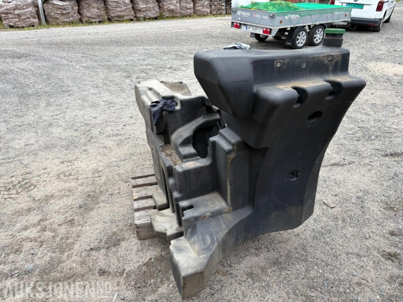 2020 Dieseltank til John Deere 6215 - Трактор: фото 2 2020 Dieseltank til John Deere 6215 - Трактор: фото 2
