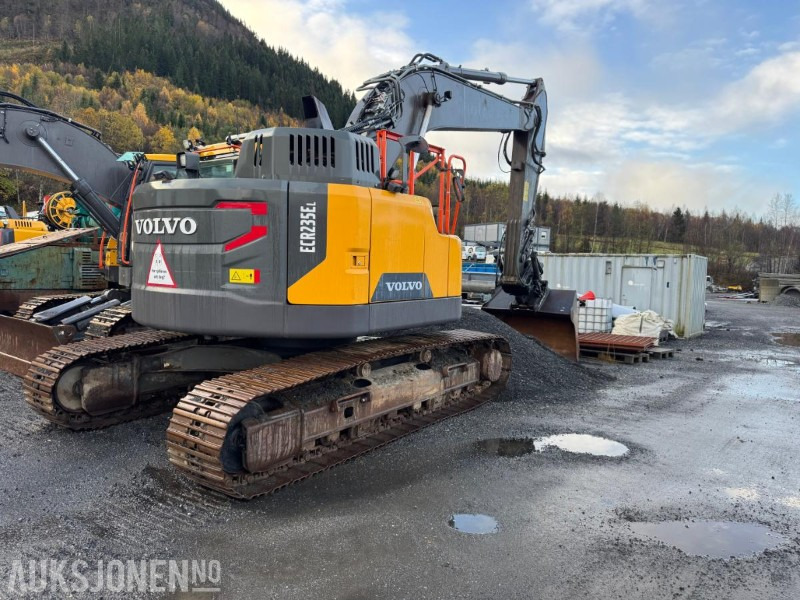 2020 Volvo ECR 235EL Gravemaskin - S70 feste - Pusskuffe - Sentralsmøring - bunkringspumpe - Tiltrotator - Pusskuffe - Sertifisert - Экскаватор: фото 2 2020 Volvo ECR 235EL Gravemaskin - S70 feste - Pusskuffe - Sentralsmøring - bunkringspumpe - Tiltrotator - Pusskuffe - Sertifisert - Экскаватор: фото 2