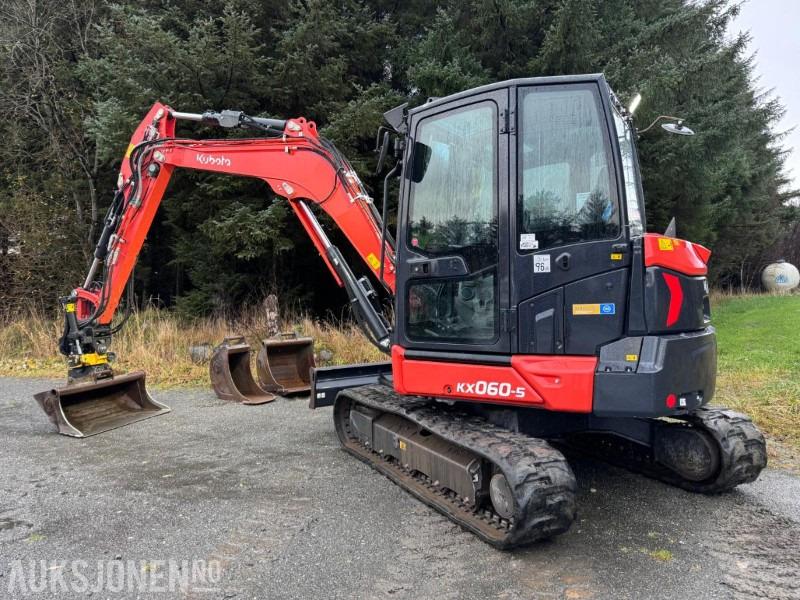 2022 Kubota KX060-5 - 5 tonns gravemaskin med gummibelter - Tiltrotator - Sentralsmøring - Bunkringspumpe og 3 skuffer - Экскаватор: фото 3 2022 Kubota KX060-5 - 5 tonns gravemaskin med gummibelter - Tiltrotator - Sentralsmøring - Bunkringspumpe og 3 skuffer - Экскаватор: фото 3