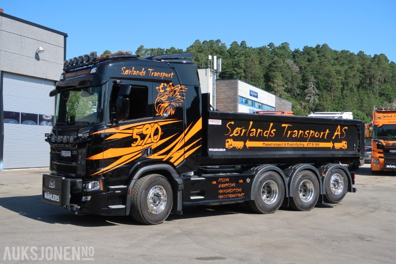 2024 Scania R590 8x4 brøyterigget krokbil m/ 24t JOAB krok - 12 000 km - serviceavtale - Крюковой мультилифт: фото 2 2024 Scania R590 8x4 brøyterigget krokbil m/ 24t JOAB krok - 12 000 km - serviceavtale - Крюковой мультилифт: фото 2