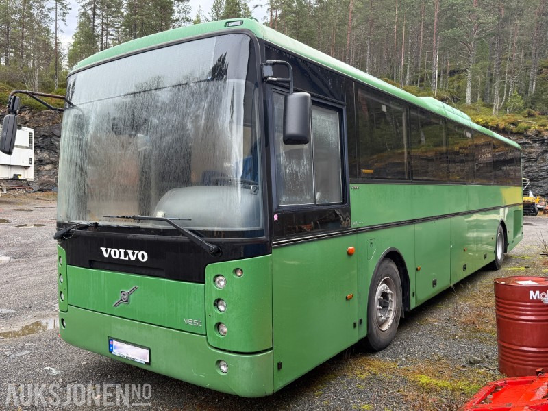 2006 Volvo B12B 4X2 - Campingbuss - Festivalbuss - Handicapheis - Solcelleanlegg - Автобус: фото 1 2006 Volvo B12B 4X2 - Campingbuss - Festivalbuss - Handicapheis - Solcelleanlegg - Автобус: фото 1