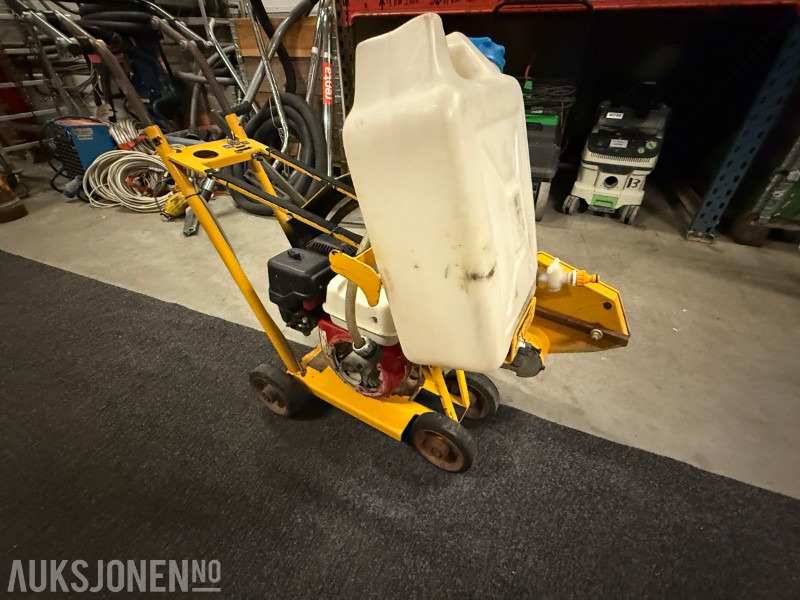 Cedima CF-7 Asfalt/betongsag - Строительное оборудование: фото 2 Cedima CF-7 Asfalt/betongsag - Строительное оборудование: фото 2